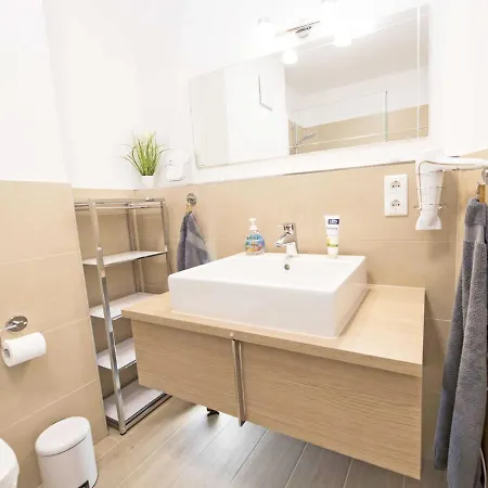 Louisa In - Wg 39 Mit Balkon, Strandnah * Sellin (Rugen)